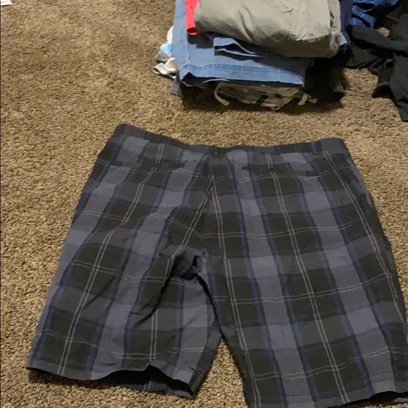 Calvin Klein casual shorts - Picture 2 of 2